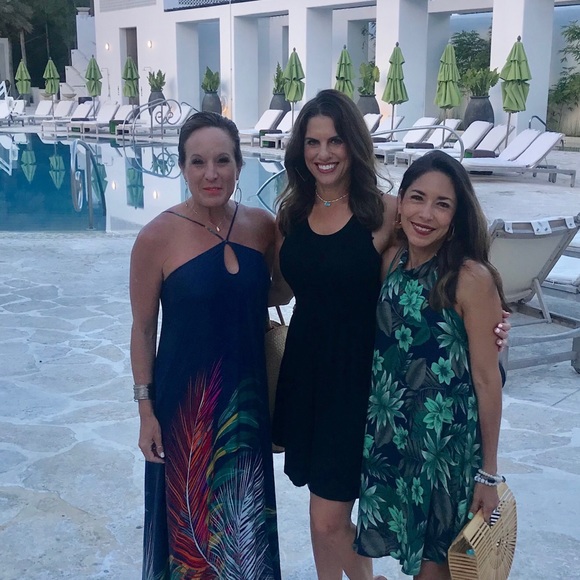 Meet your Posher, Tori - Picture 3 of 6